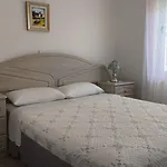 Apartman Helen Orasac By Guide *
