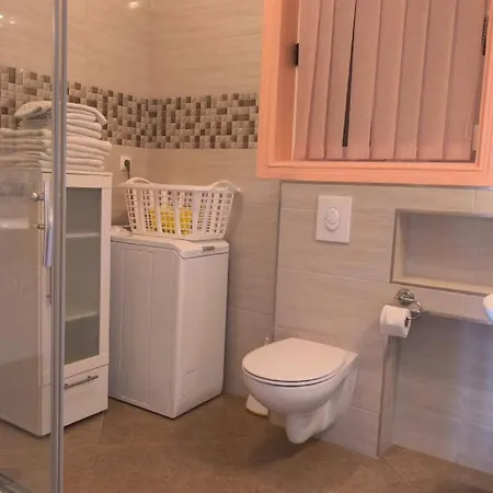 Helen Orasac By Guide Apartman *