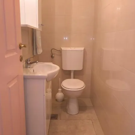 Helen Orasac By Guide Apartman Poljice