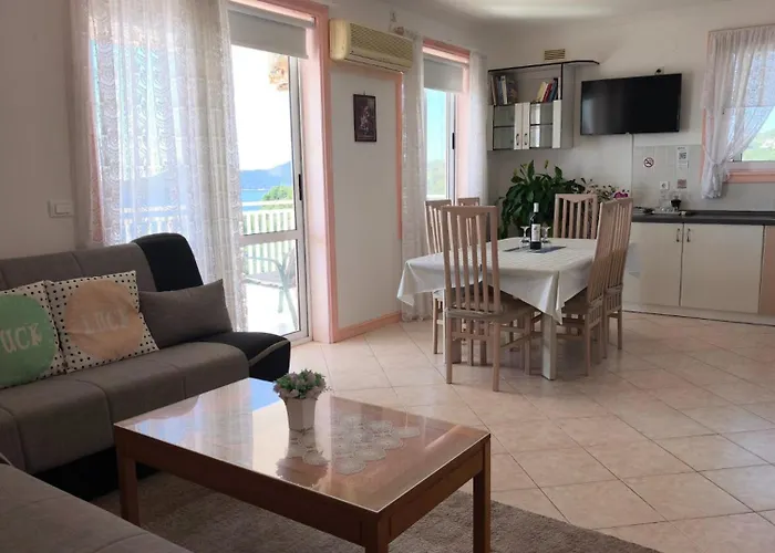 Appartamento Helen Orasac By Guide *